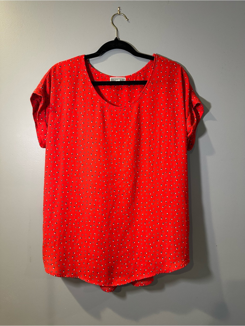 Pleione Womens Red Floral Pleated Back Scoop Neck Blouse Top Size M